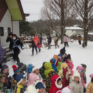 保護中: 雪の日の避難訓練